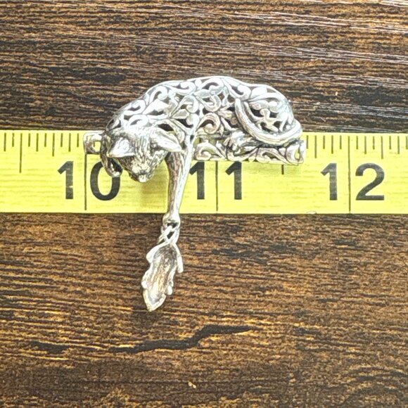 VTG Sterling Silver 925 Cat & Mouse Scroll Design Brooch Size 1.5" Length - Picture 14 of 16